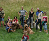 Gruppenfoto: Carlos posiert leider hinter seiner Familie